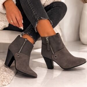 Nine West Gray Suede Ankle Booties Block Heel Side Zip Women’s Size 9M